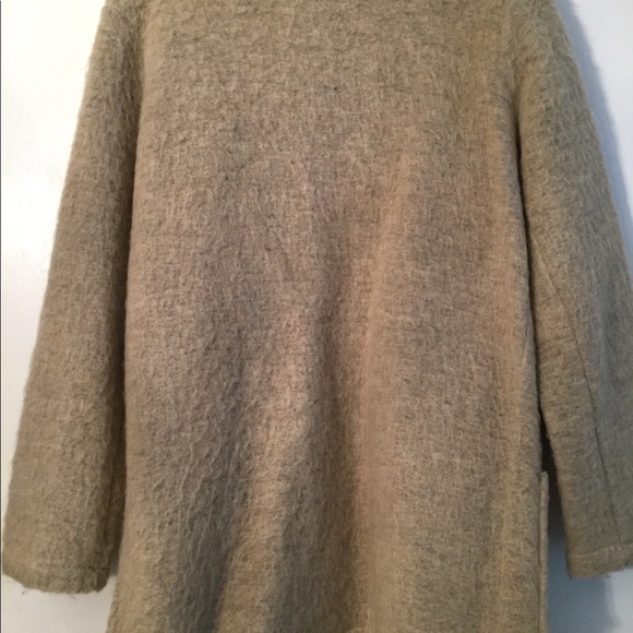 Coat - Picture 5 of 5